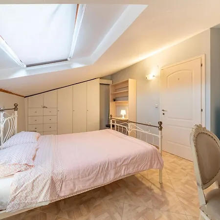 Maisonette